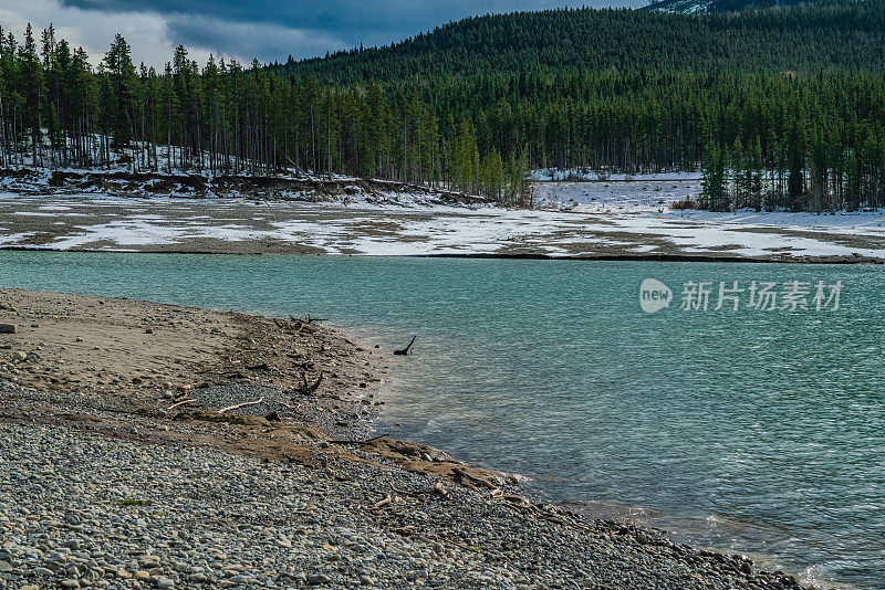 卡纳纳斯基斯湖屏障，AB