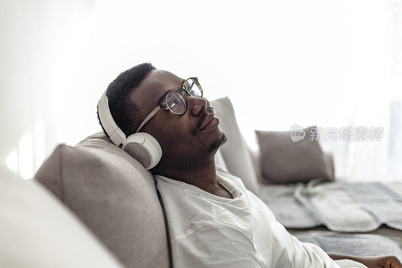 他们现在不做这样的热门歌曲了