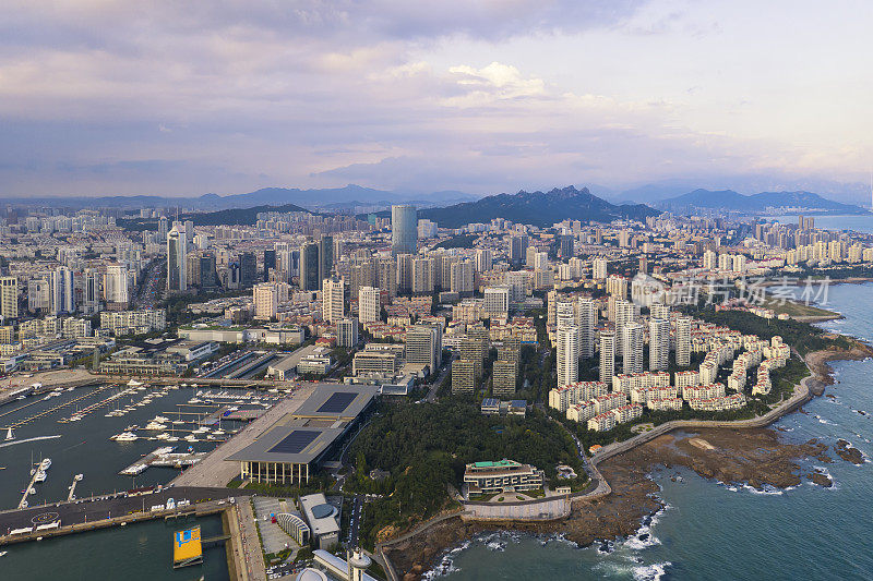 中国青岛全景的航拍照片