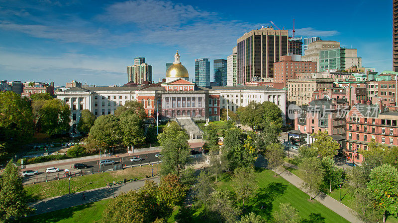 马萨诸塞州议会大厦和波士顿公共地-空中