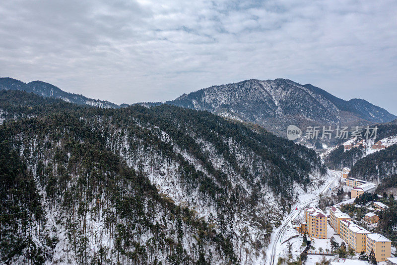 雪山上的风能