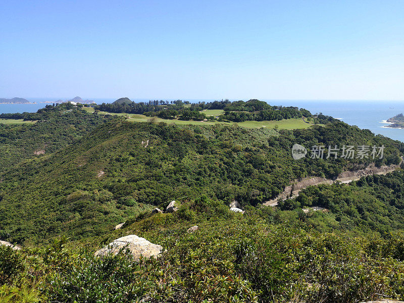 从香港清水湾高舢板山郊游径俯瞰全景