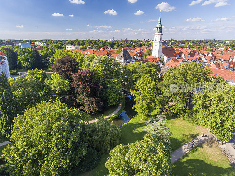 鸟瞰德国中部的中世纪小镇Celle。