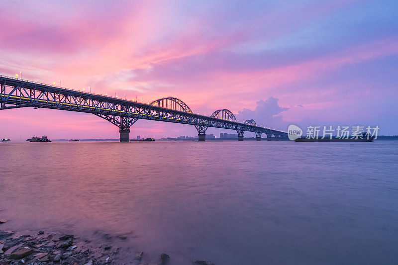 九江长江大桥夕阳余辉