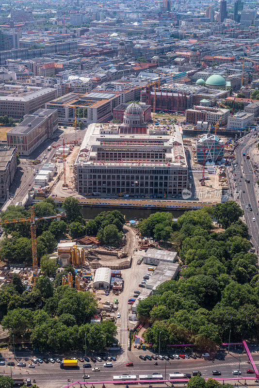 柏林城堡建筑区域有洪堡盒子和大教堂