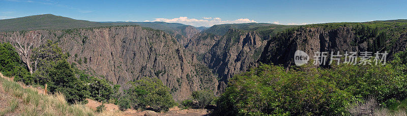 黑峡谷的甘尼森国家纪念碑全景