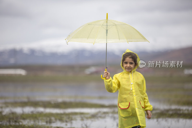 在雨中快乐