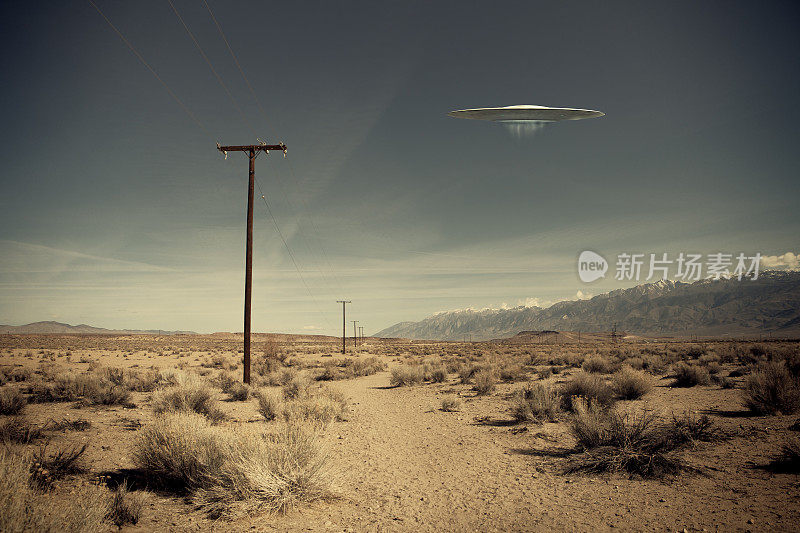 UFO飞越沙漠之路