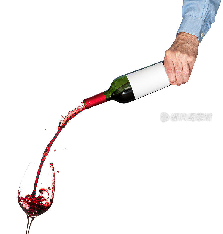 葡萄酒从瓶中倒入玻璃杯