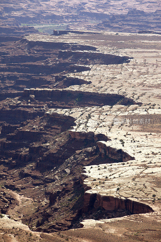 白色边缘步道，峡谷地，美国犹他州。