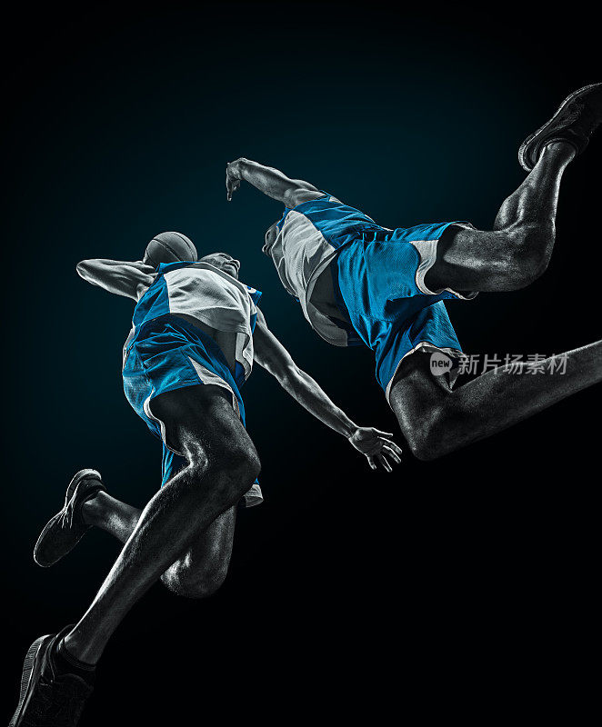 一名非洲男子篮球运动员与球一起跳跃的拼贴画