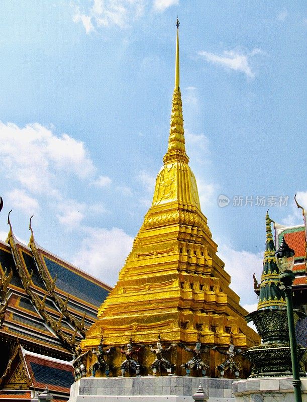 泰国曼谷玉佛寺的宝塔和寺院