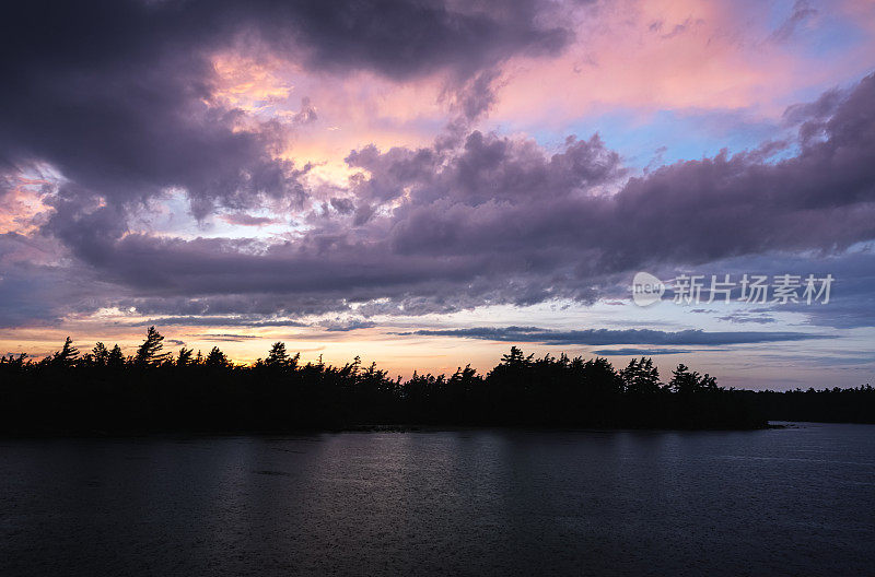 《暮光之城》的Cloudscape