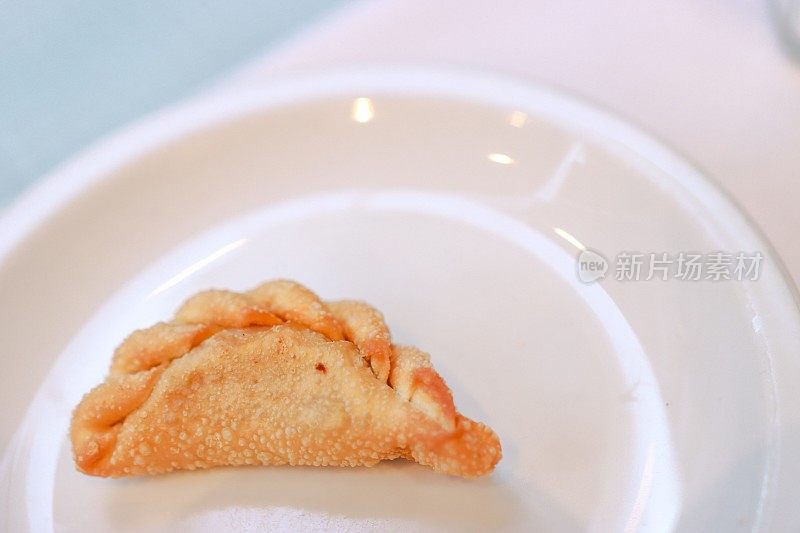 阿根廷传统的肉馅卷饼