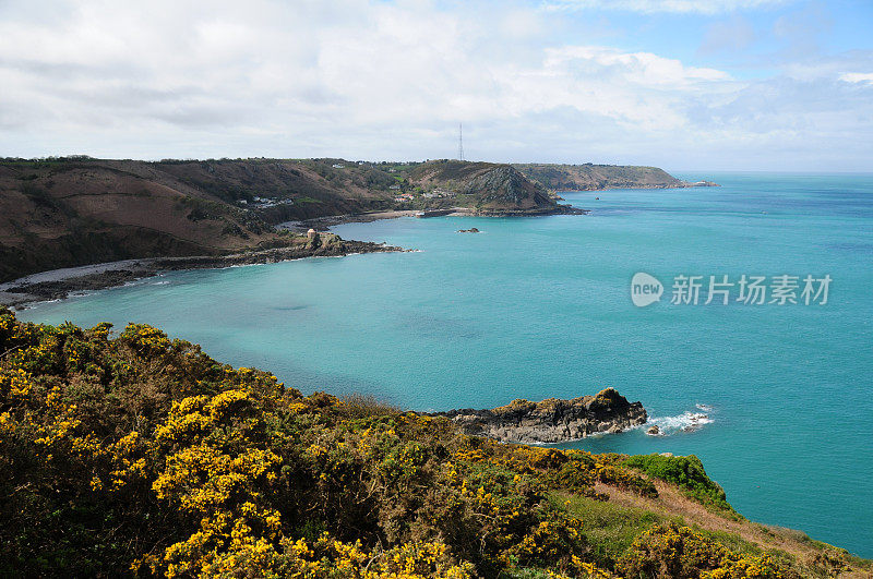 泽西岛的北海岸。