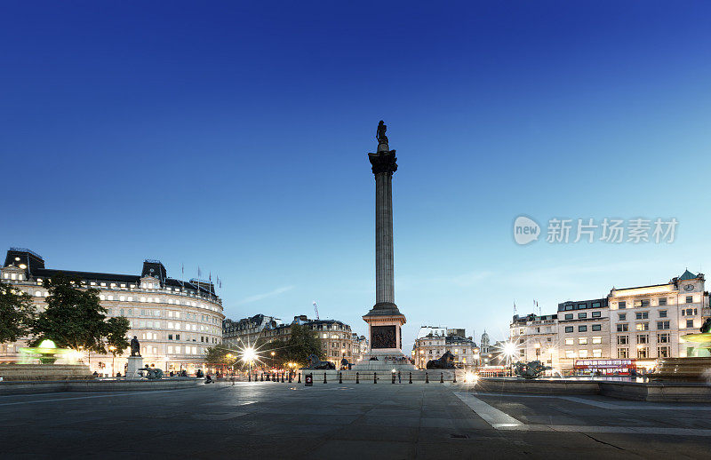 英国伦敦，特拉法加广场和纳尔逊圆柱