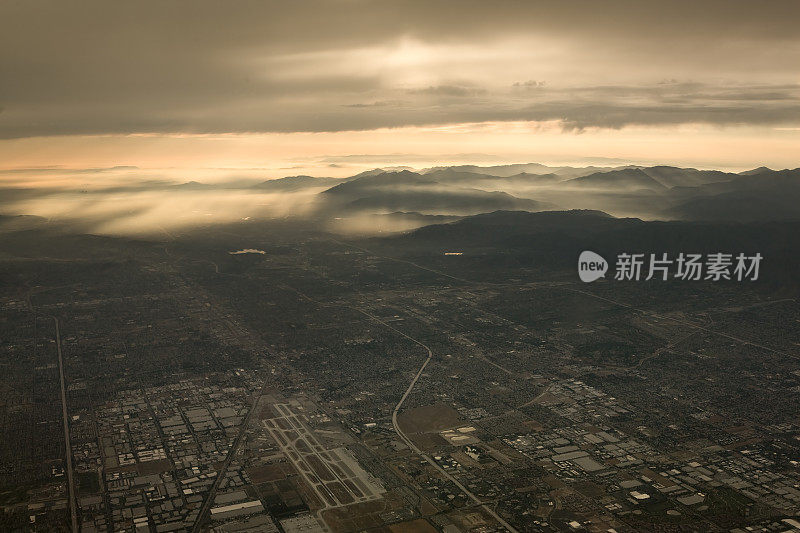 洛杉矶郡航空