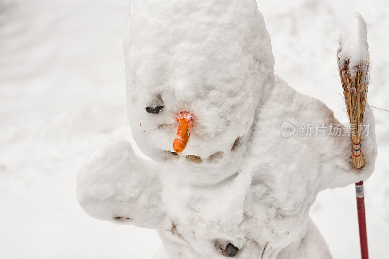 老雪人的胡萝卜鼻子