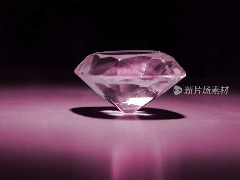 紫色的钻石