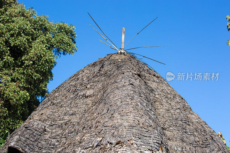 埃塞俄比亚:多泽茅草屋顶