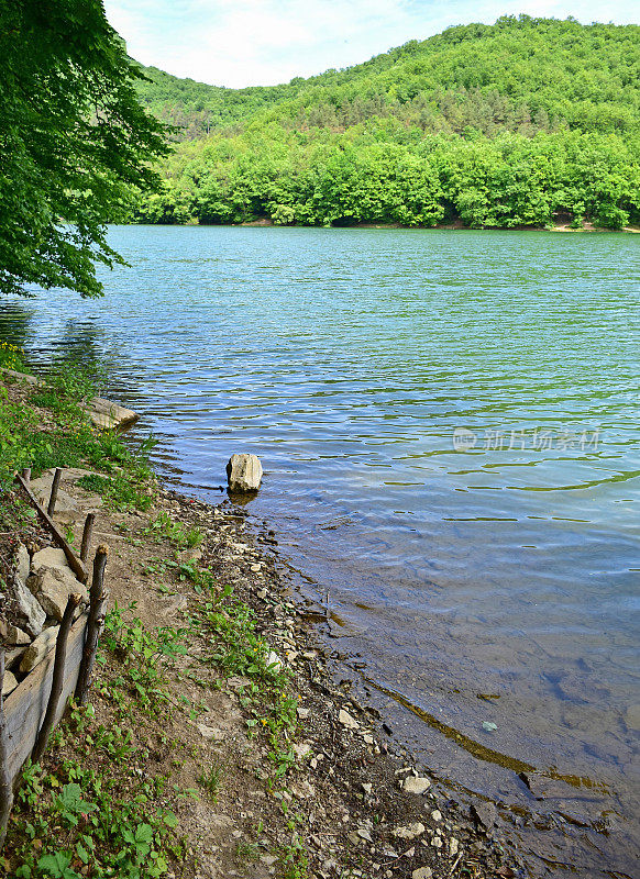 匈牙利拉兹贝尔克的湖泊和水库