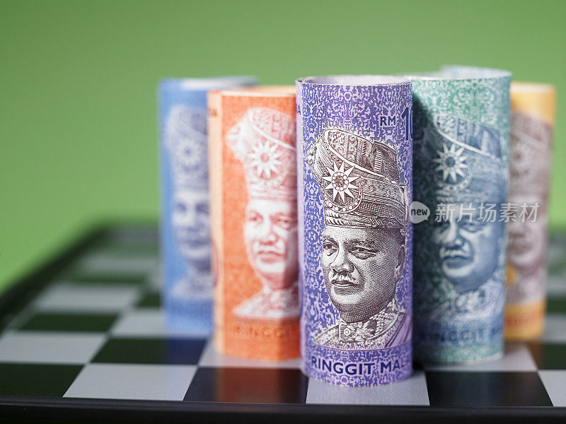 棋盘和马来西亚纸币