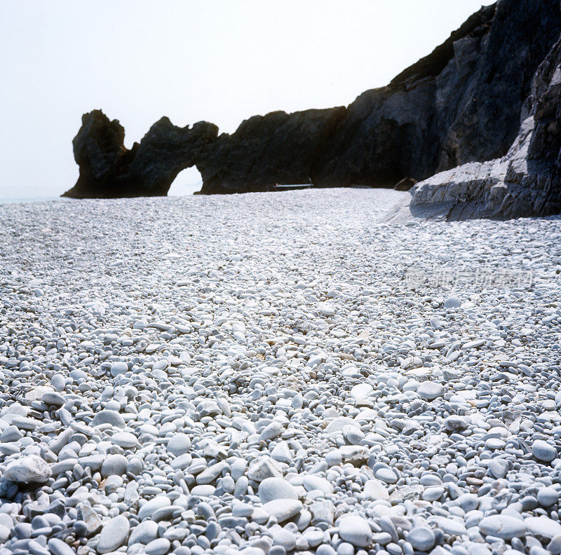 斯基亚索斯岛，希腊，白色的石头海滩