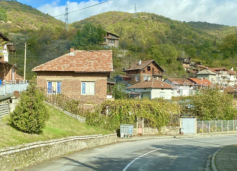 保加利亚-里拉村在里拉山-主要街道