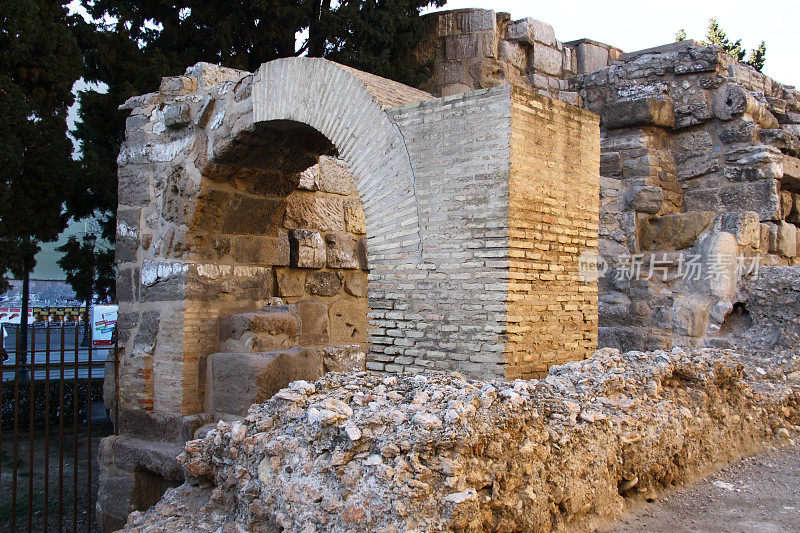 凯撒奥古斯塔城墙