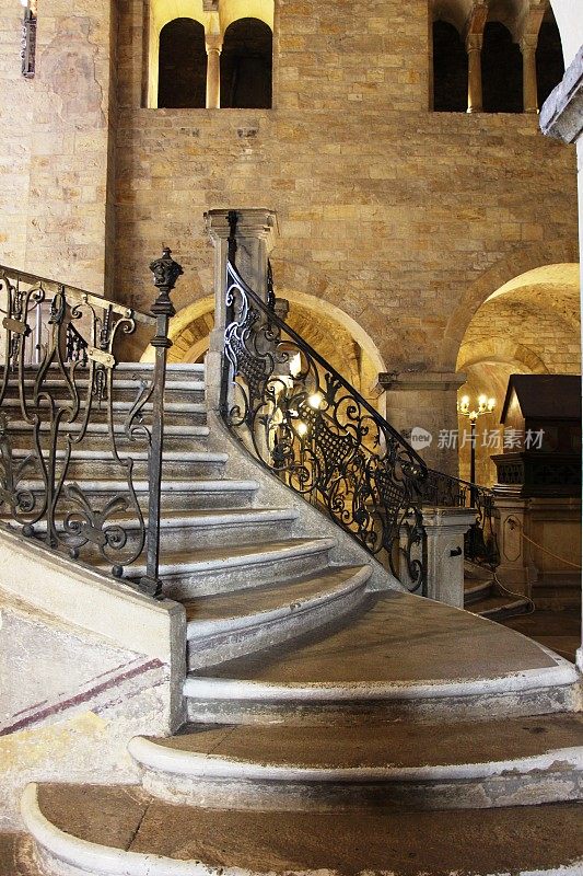 捷克共和国-布拉格-建筑:楼梯