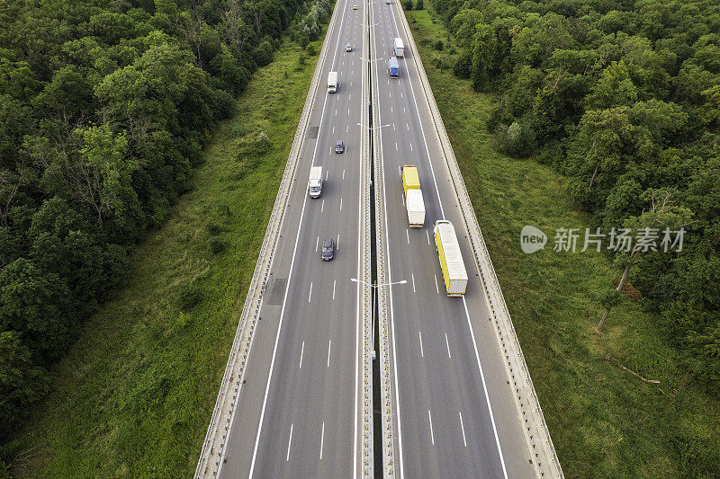 三车道公路(架空)