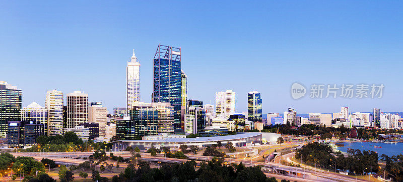 澳大利亚珀斯城市天际线的全景