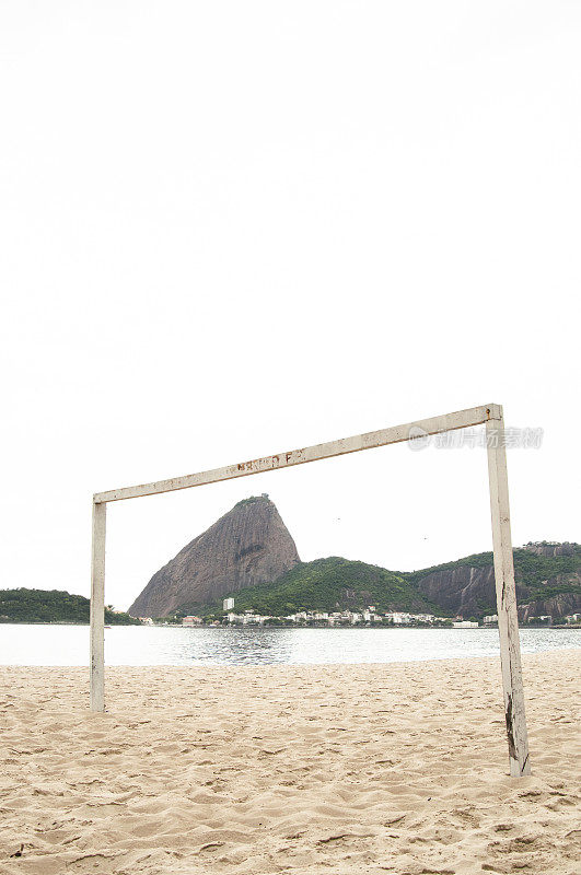 足球目标的垂直视图，弗拉门戈海滩，里约热内卢，巴西。