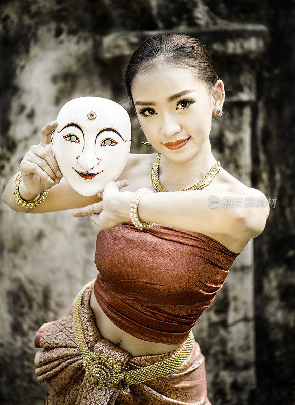 缅甸面具舞者