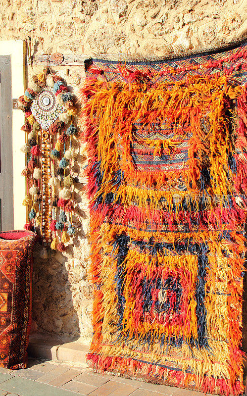 土耳其安塔利亚的彩色地毯