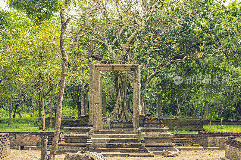 阿努拉达普拉圣城的古老医院