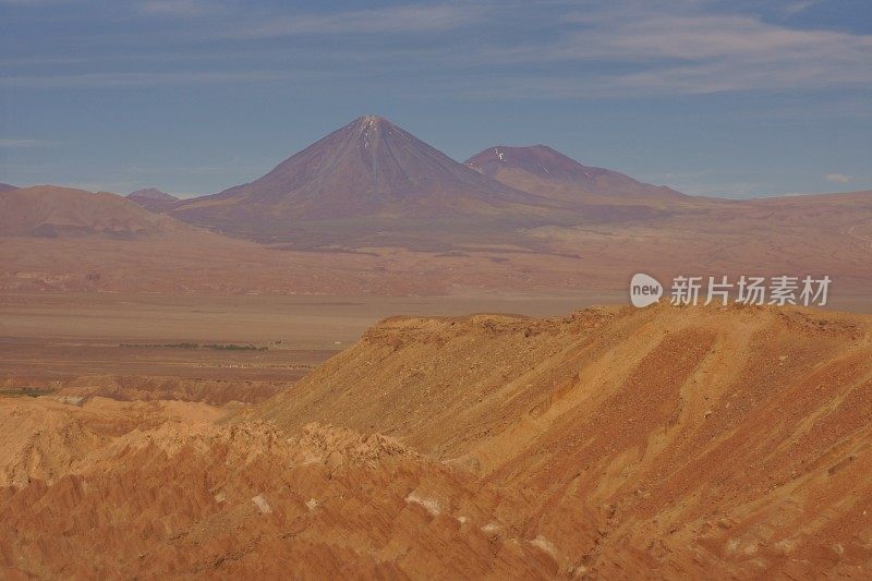 月亮谷在阿塔卡马沙漠