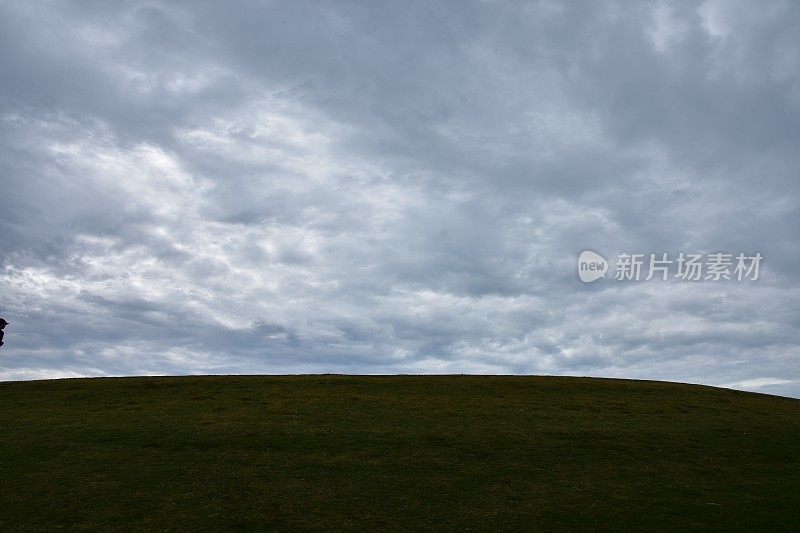 绿山屏保背景