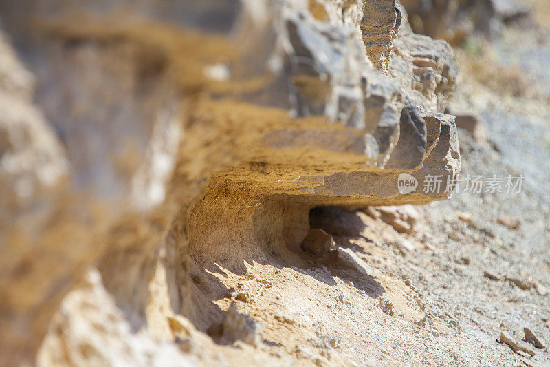 砂岩基岩和粘土地层-加泰罗尼亚