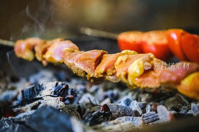 传统土耳其羊肉串