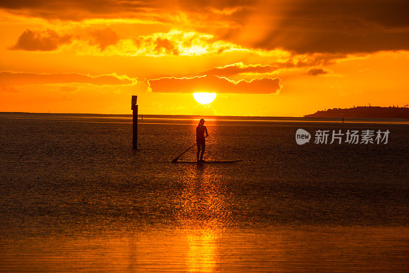 美国夏威夷瓦胡岛的日落