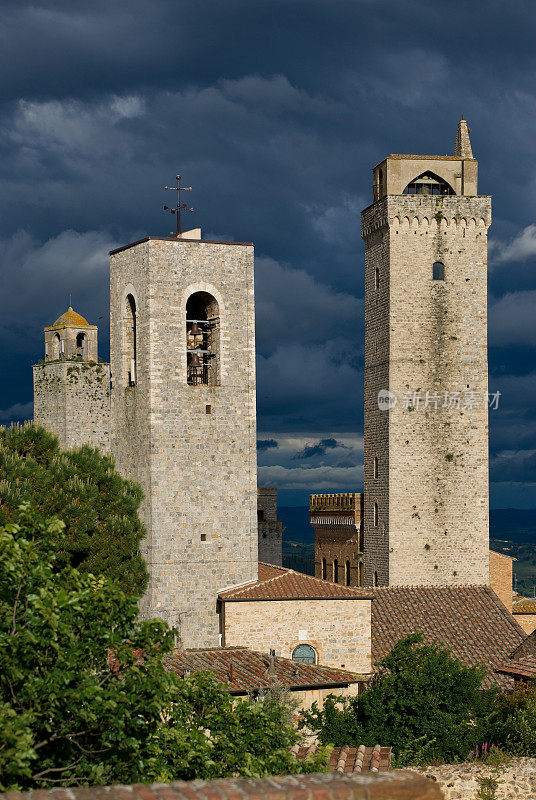 圣吉米尼亚诺山镇的塔，托斯卡纳，意大利