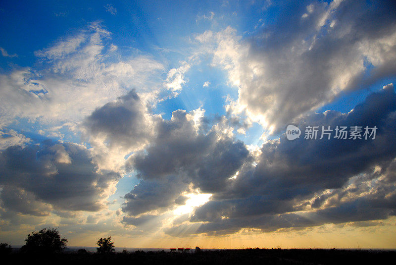 暴风雨过后,