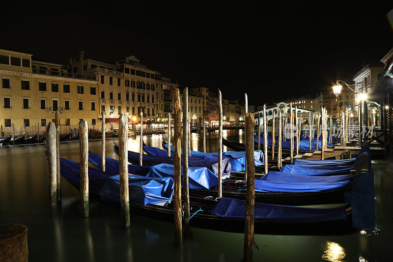 威尼斯意大利大运河甘多拉夜景