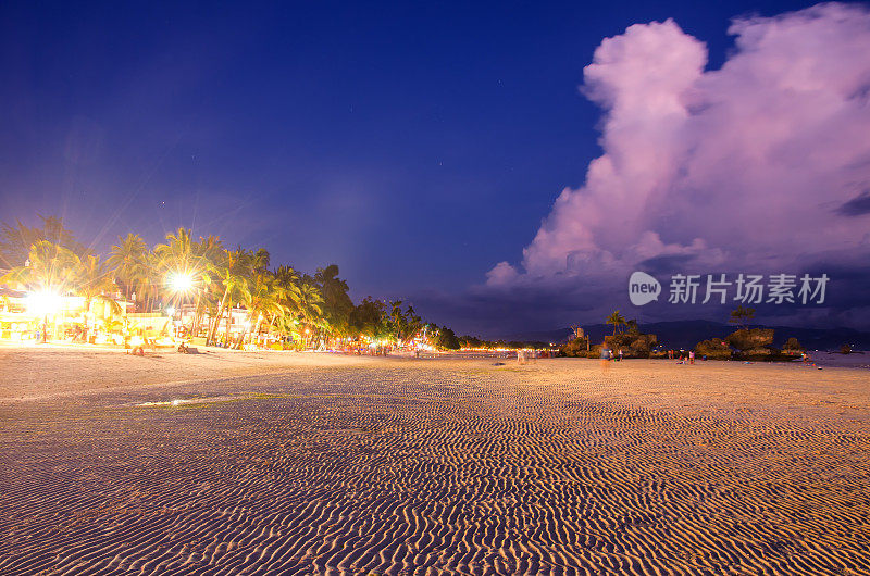 菲律宾长滩岛的夜晚。