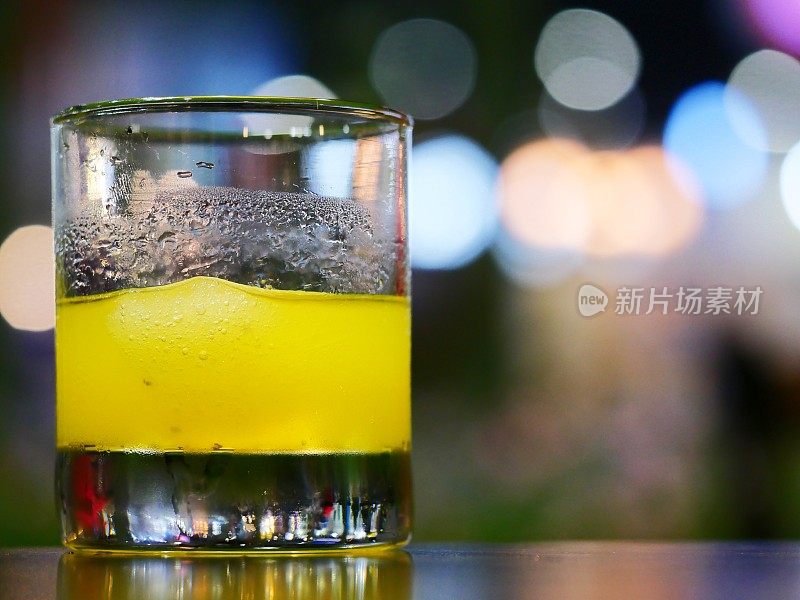 橙汁玻璃杯