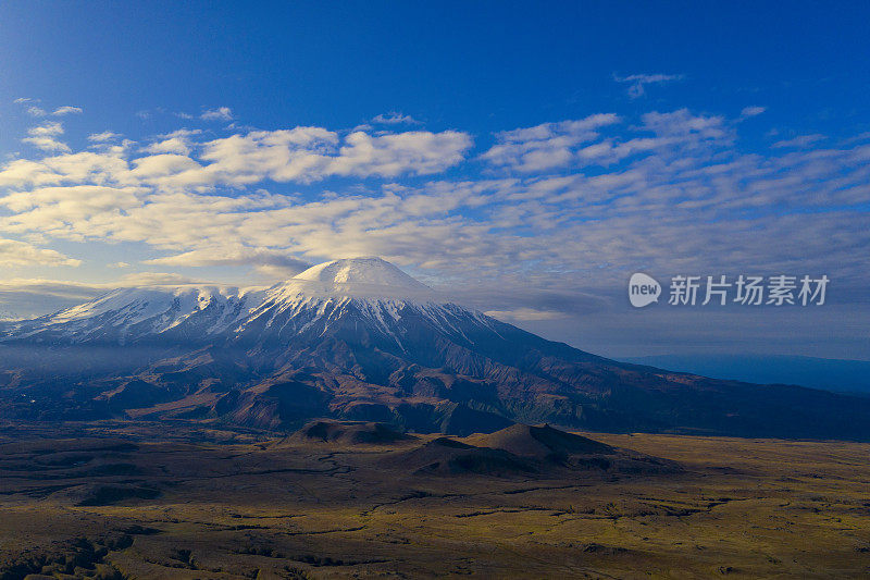 俄罗斯堪察加半岛上的Tolbachik火山