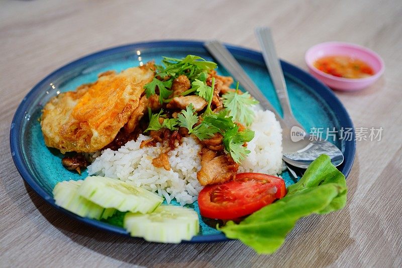 蒜蓉猪肉饭