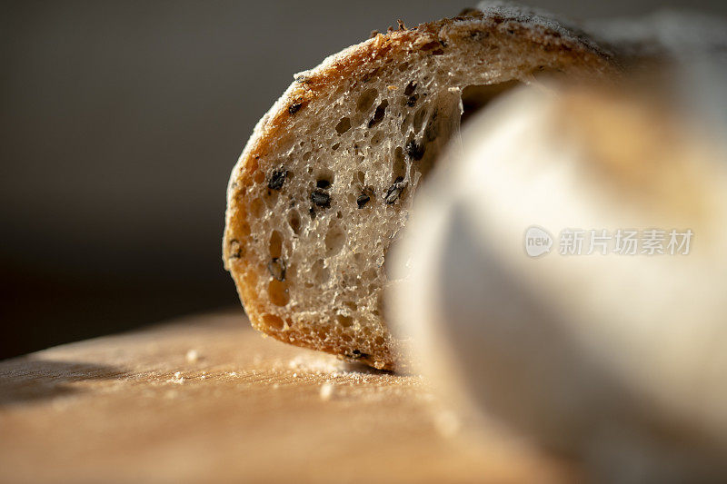 工匠面包:芝麻燕麦全麦面包