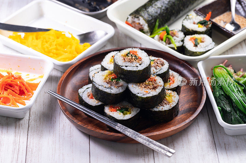 韩式寿司叫kimbap